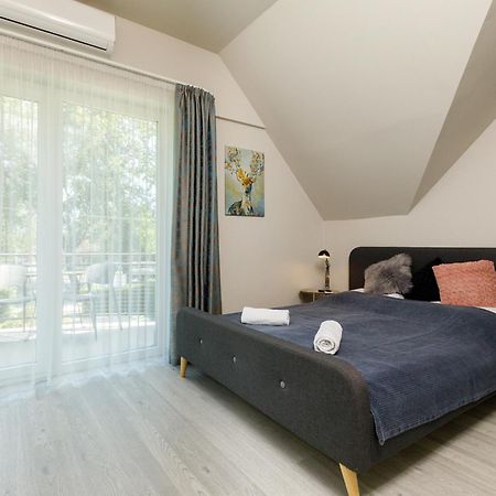 Villa 21 Boutique Rooms Balatonalmádi Esterno foto